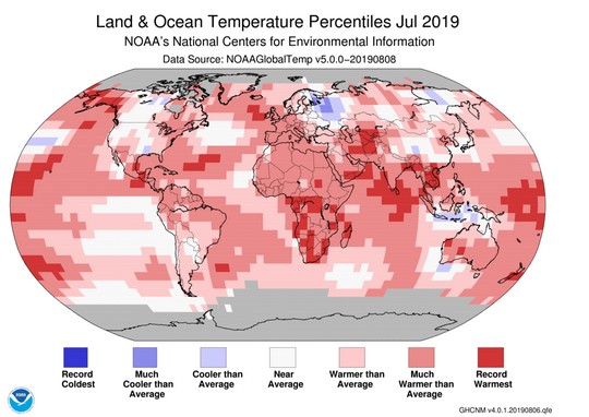 סטייה של הטמפרטורה ביבשה ובים יולי 2019 ביחס לממוצע